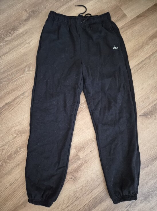 ALO Yoga Other - ALO Yoga Black Sweatpants with White Logo Tag Medium
